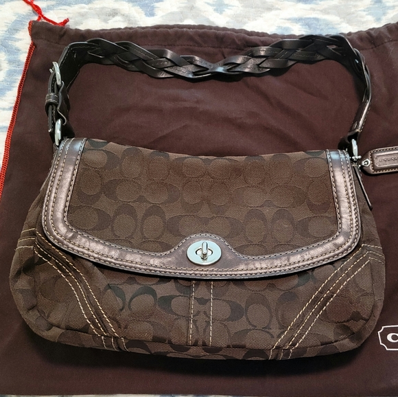 Vintage Coach shoulder bag - Picture 1 of 4